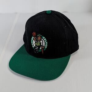 Boston Celtics Fan Favorite Adjustable Snapback Cap Hat Green Black NBA